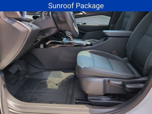 New 2026 Chevrolet Trax LT w/ Sunroof Package FWD image 10