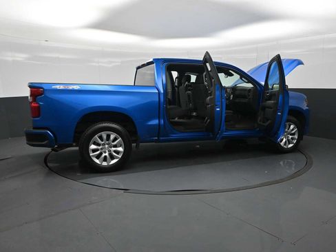 Used 2022 Chevrolet Silverado 1500 Custom AWD/4WD image 28