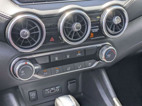 Used 2025 Nissan Sentra SV FWD image 22
