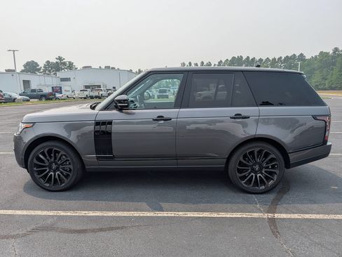 Used 2016 Land Rover Range Rover Supercharged AWD/4WD image 28