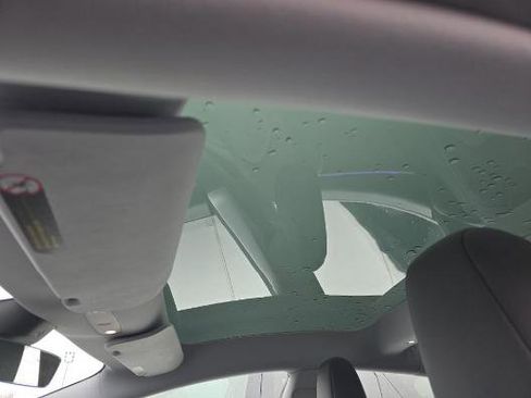 Used 2025 Tesla Model 3 Long Range image 15