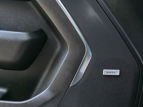 Used 2021 Chevrolet Suburban High Country AWD/4WD image 25