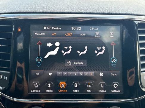 Used 2020 Jeep Grand Cherokee Altitude AWD/4WD image 29