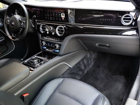 Certified 2025 Rolls-Royce Spectre w/ Spectre Launch Package AWD/4WD image 18