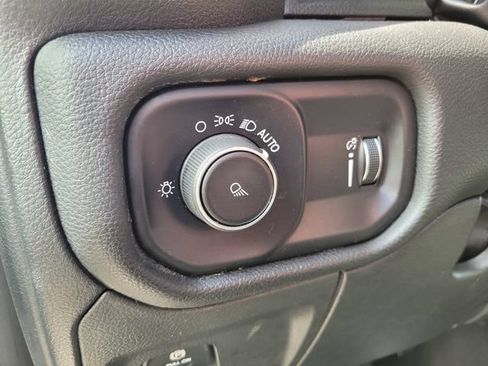 Used 2024 RAM 1500 Laramie RWD image 19