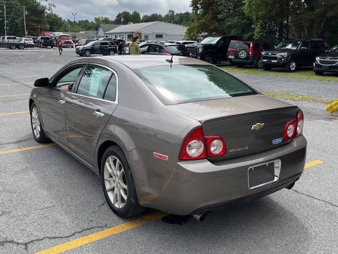Used 2011 Chevrolet Malibu LTZ w/ HFV6 Engine Package FWD image 6