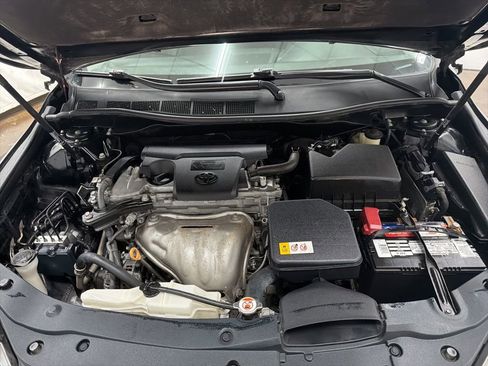 Used 2017 Toyota Camry SE FWD image 23