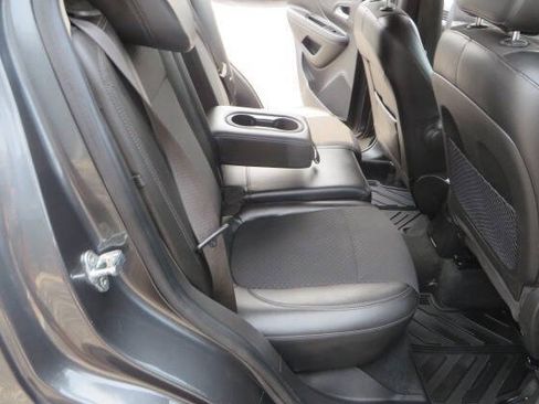 Used 2018 Buick Encore Preferred FWD image 19