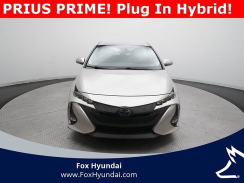 Used 2021 Toyota Prius Prime Limited w/ Carpet Mat Package (TMS) image 11