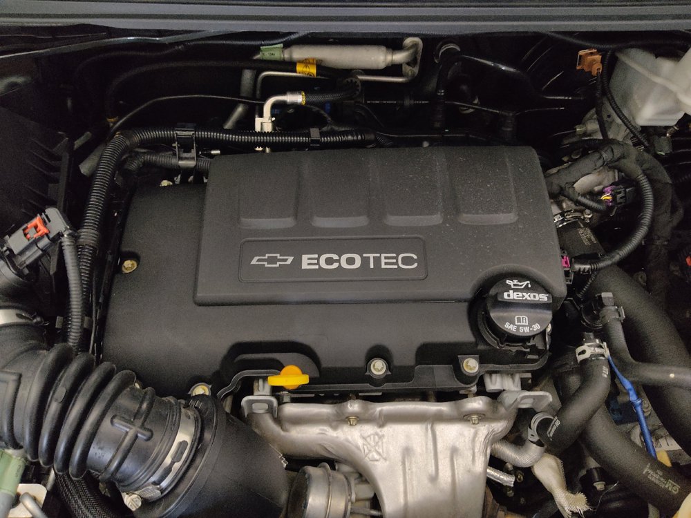 Used 2020 Chevrolet Sonic LT FWD image 30