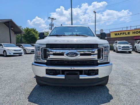 Used 2019 Ford F250 XLT w/ Snow Plow Prep Package AWD/4WD image 2