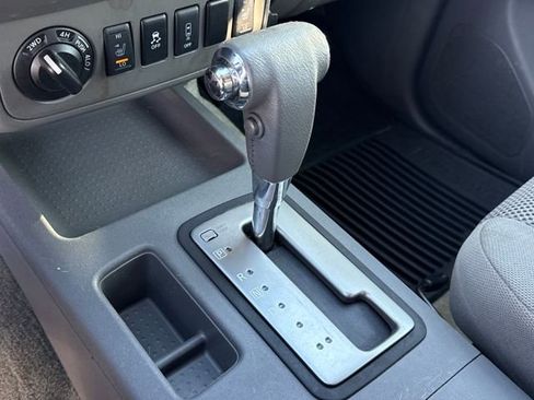 Used 2017 Nissan Frontier SV w/ SV Value Truck Package image 13