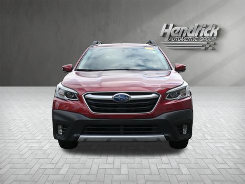 Used 2020 Subaru Outback Limited w/ Popular Package #2 AWD/4WD image 3