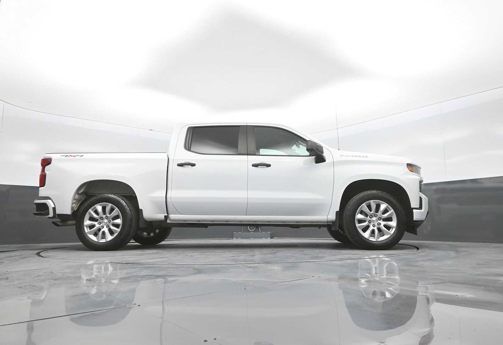 Used 2022 Chevrolet Silverado 1500 Custom AWD/4WD image 36