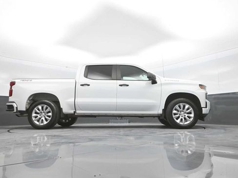 Used 2022 Chevrolet Silverado 1500 Custom AWD/4WD image 36
