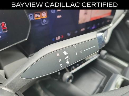 Used 2024 Chevrolet Equinox EV RS FWD image 31