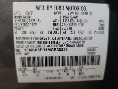 Used 2021 Ford Explorer Limited w/ Equipment Group 301A AWD/4WD image 33