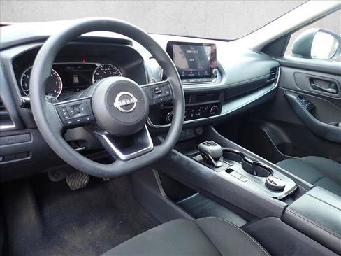 Used 2024 Nissan Rogue S AWD/4WD image 8