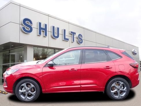 Used 2024 Ford Escape ST-Line w/ Tech Pack #1 image 2