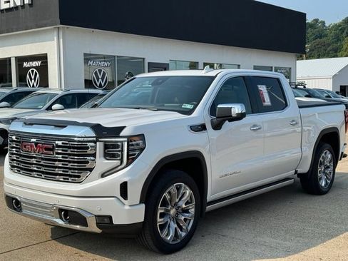Used 2022 GMC Sierra 1500 Denali w/ Denali Reserve Package AWD/4WD image 2