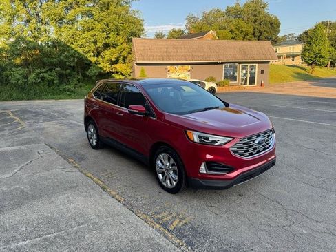 Used 2020 Ford Edge Titanium w/ Equipment Group 301A AWD/4WD image 3