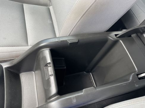 Used 2020 Chevrolet Colorado W/T w/ WT Convenience Package image 18