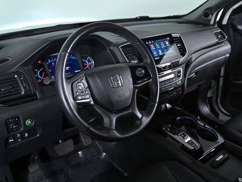 Used 2020 Honda Pilot Touring image 13