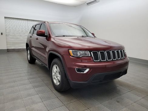 Used 2017 Jeep Grand Cherokee Laredo image 13