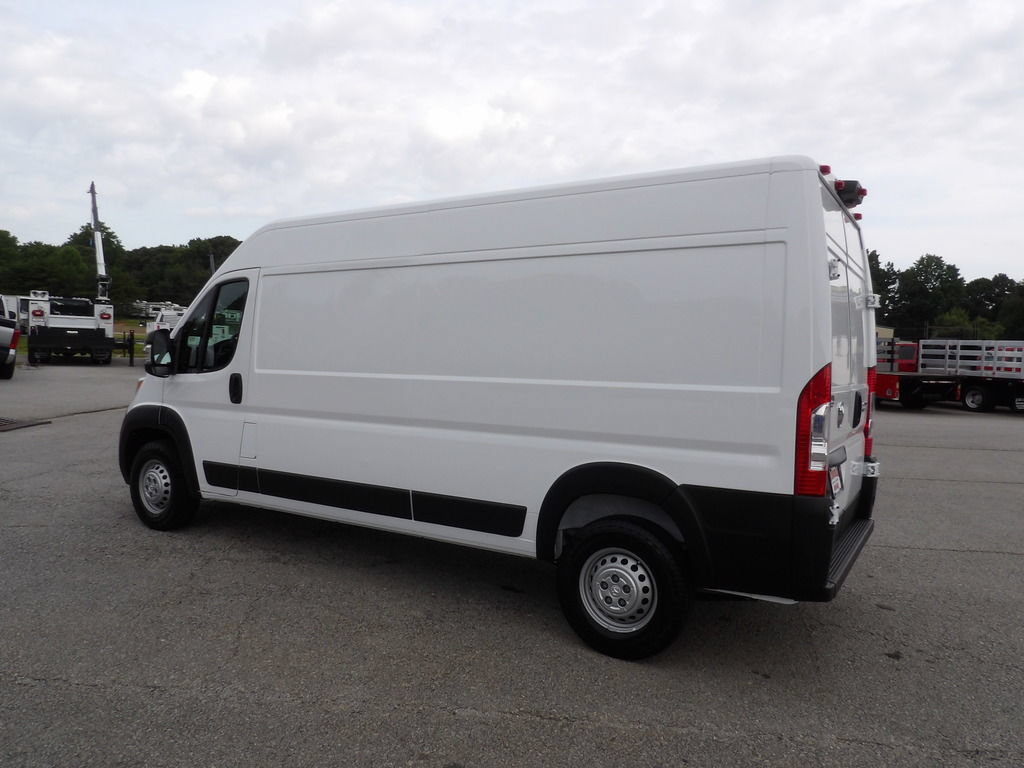 Used 2025 RAM ProMaster 3500 w/ Convenience Group FWD image 4