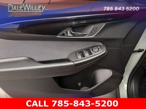 Used 2025 Chevrolet TrailBlazer LT image 16