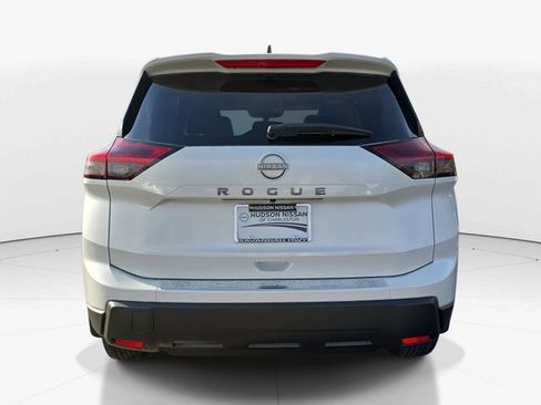 New 2026 Nissan Rogue SV image 8