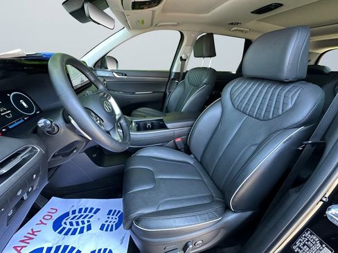 Used 2025 Hyundai Palisade Limited AWD/4WD image 9