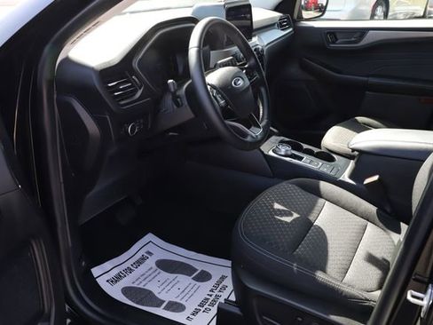 Used 2024 Ford Escape Active image 10