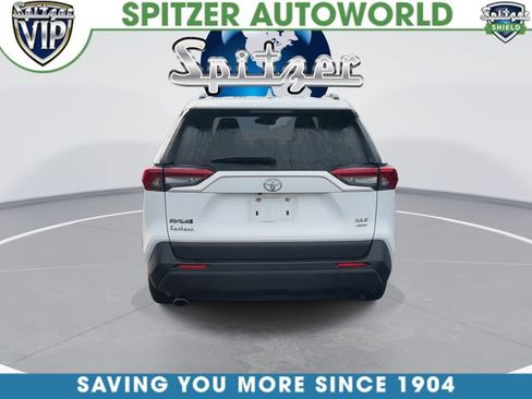 Used 2019 Toyota RAV4 XLE w/ Convenience Package image 10