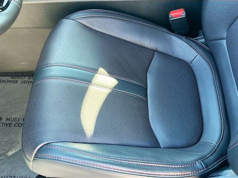 Used 2025 Honda Pilot Black Edition image 20