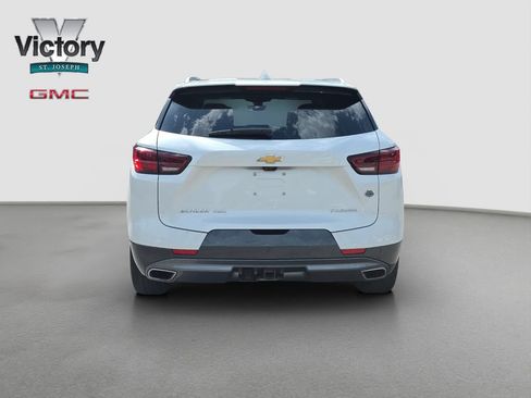 Used 2025 Chevrolet Blazer Premier w/ Driver Confidence II Package AWD/4WD image 16