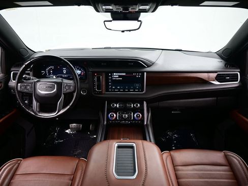 Used 2023 GMC Yukon Denali Ultimate image 15