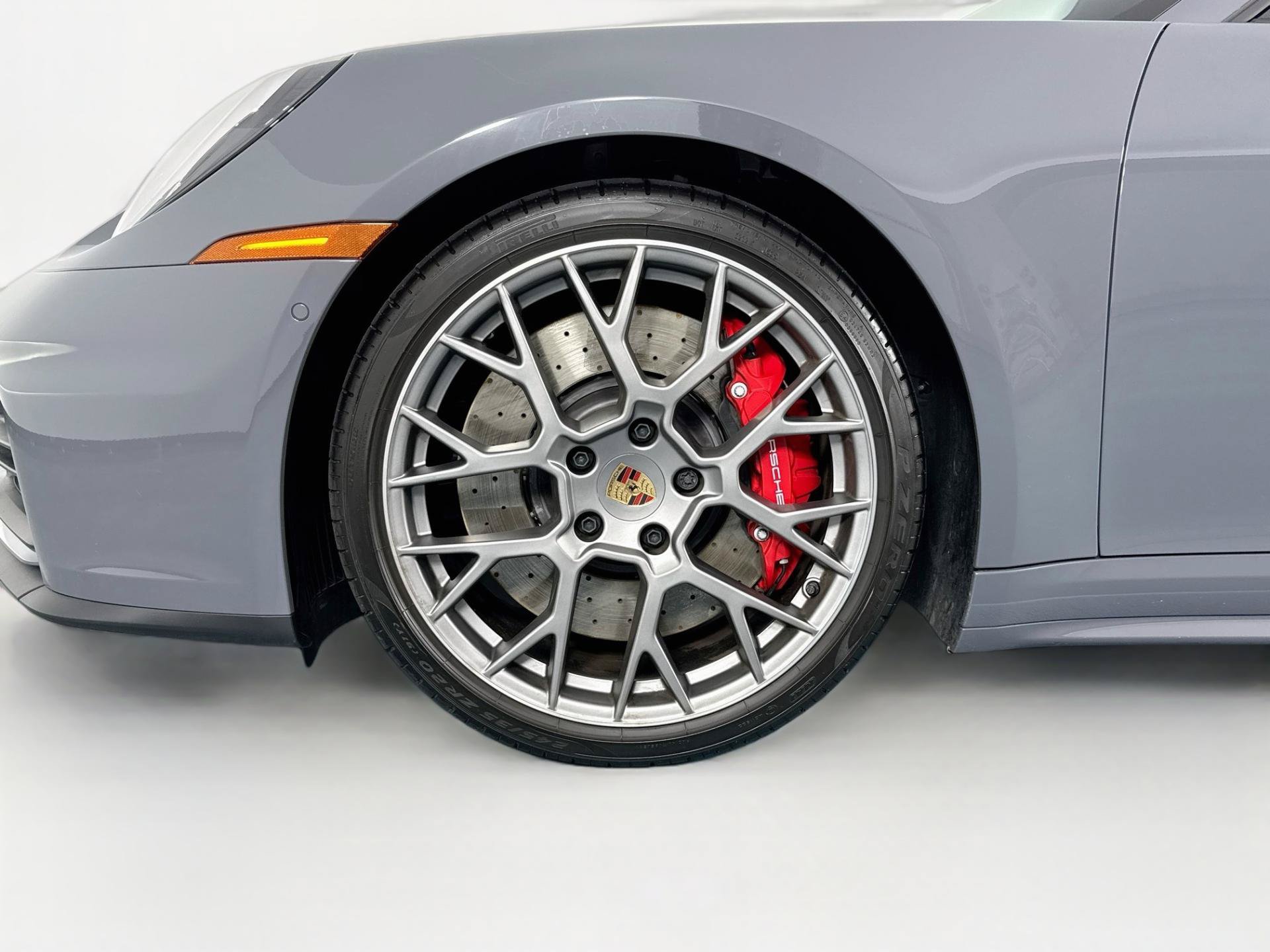Used 2025 Porsche 911 Carrera S RWD image 41