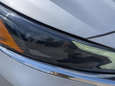 Used 2024 Nissan Altima 2.5 SV FWD image 6