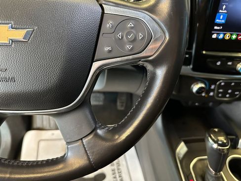 Used 2020 Chevrolet Traverse LT AWD/4WD image 12