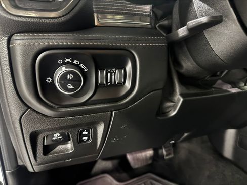 Used 2020 RAM 1500 Limited AWD/4WD image 33