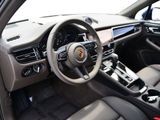 Used 2025 Porsche Macan image 4