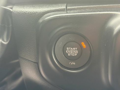 Used 2022 Jeep Wrangler Unlimited Sahara w/ Cold Weather Group image 29