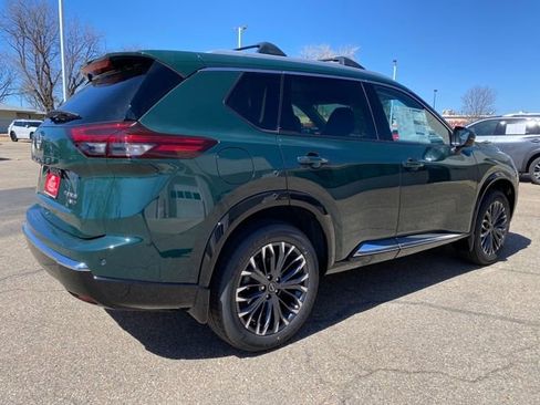 New 2026 Nissan Rogue Platinum image 5