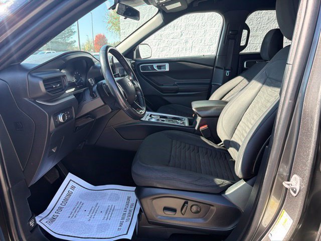 Used 2020 Ford Explorer XLT AWD/4WD image 13