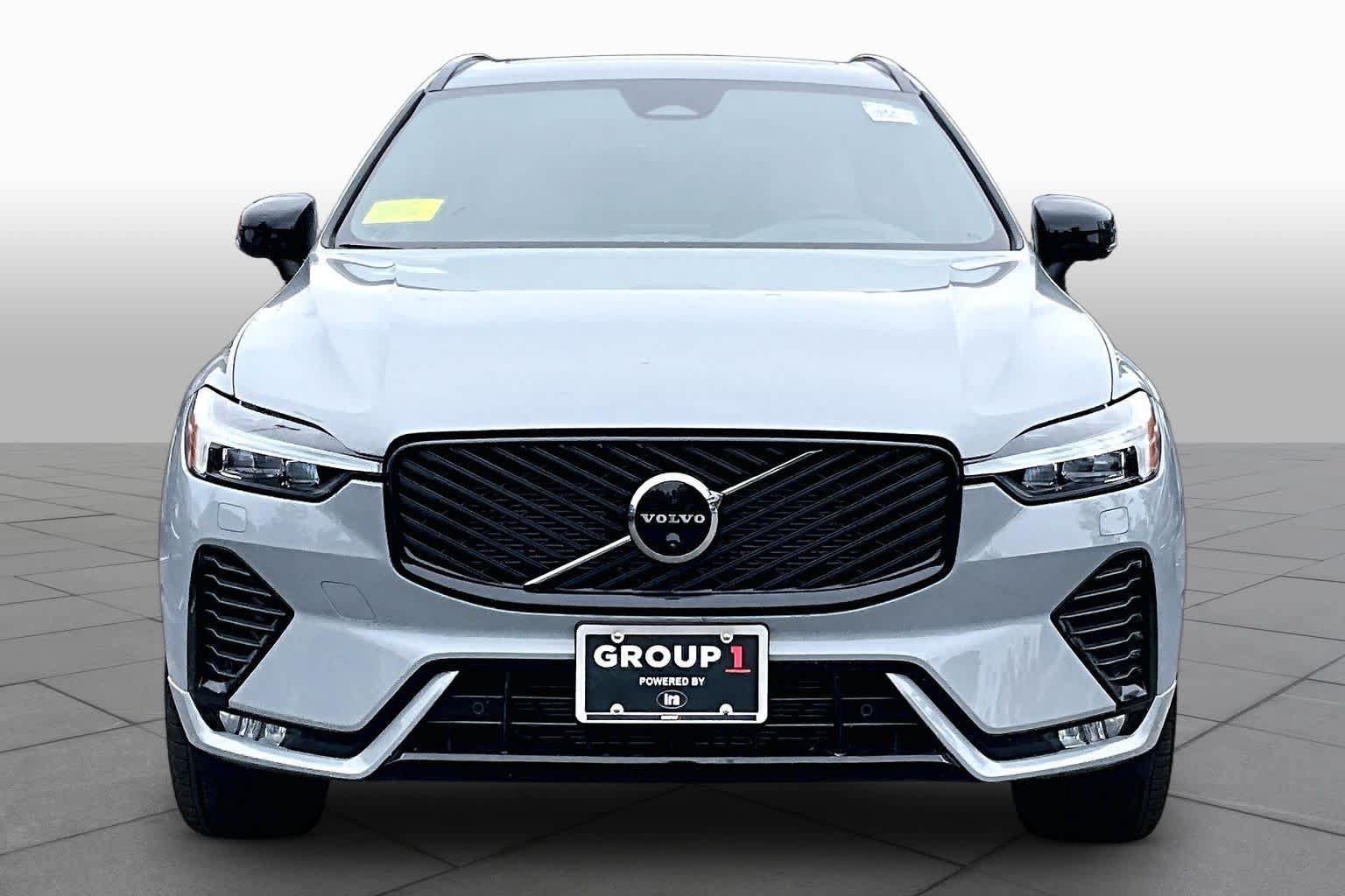 New 2026 Volvo XC60 B5 Plus w/ Protection Package Premier AWD/4WD image 2