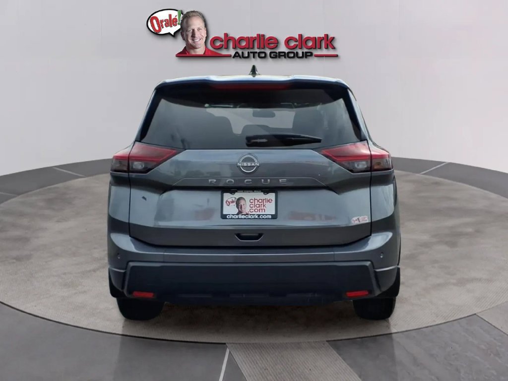 Used 2025 Nissan Rogue S FWD image 4