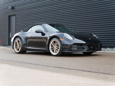 Certified 2025 Porsche 911 Carrera image 28