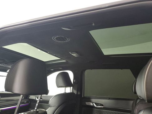 Used 2024 Hyundai Palisade Calligraphy image 17