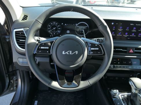 New 2026 Kia Seltos EX image 15